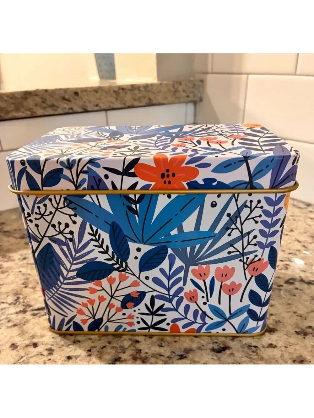 Floral Pattern Recipe Card Box with Dividers and Recipe Cards